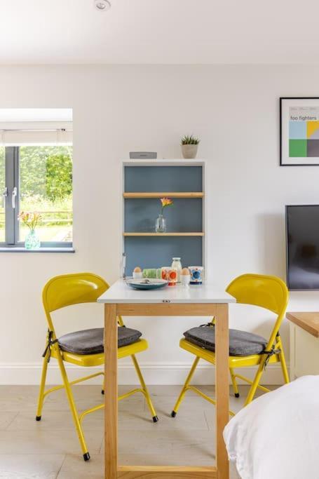 Apartamento Cosy Cotswolds Retreat Near Bath & Castle Combe Chippenham  Exterior foto